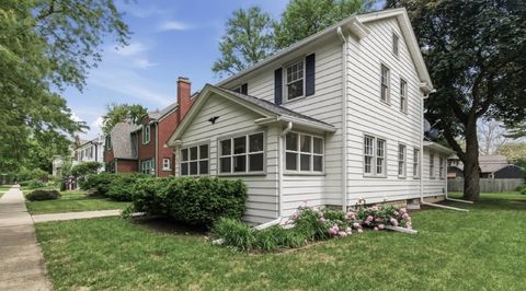 Tiny photo for 216 S Commonwealth Avenue, Aurora, IL 60506 (MLS # 12655993)