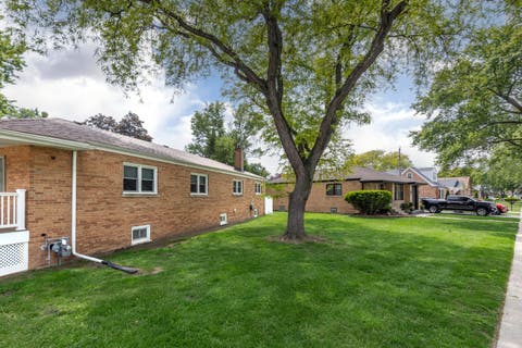Tiny photo for 4216 Kathleen Lane, Oak Lawn, IL 60453 (MLS # 12696139)