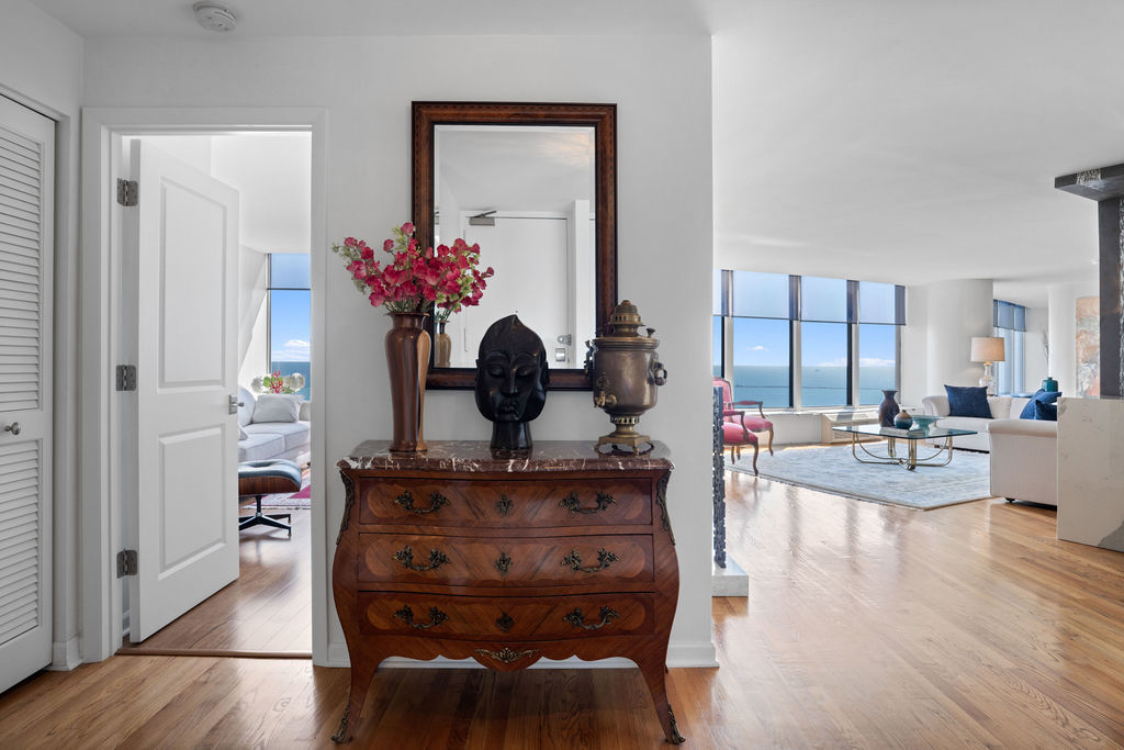 505 N Lake Shore Drive 2206-2207
