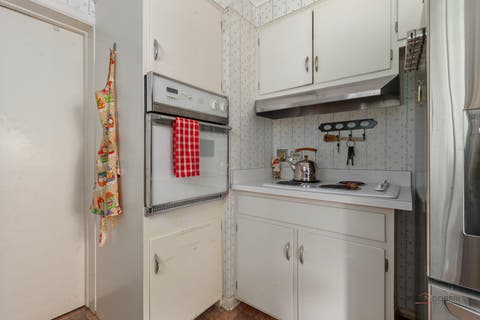 Tiny photo for 214 Washington Circle, Lake Forest, IL 60045 (MLS # 12728091)