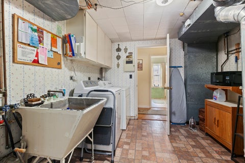 Tiny photo for 214 Washington Circle, Lake Forest, IL 60045 (MLS # 12728091)