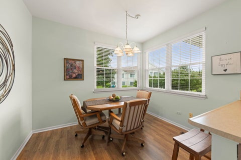 Tiny photo for 32601 Fowler Circle #32601, Warrenville, IL 60555 (MLS # 12735111)