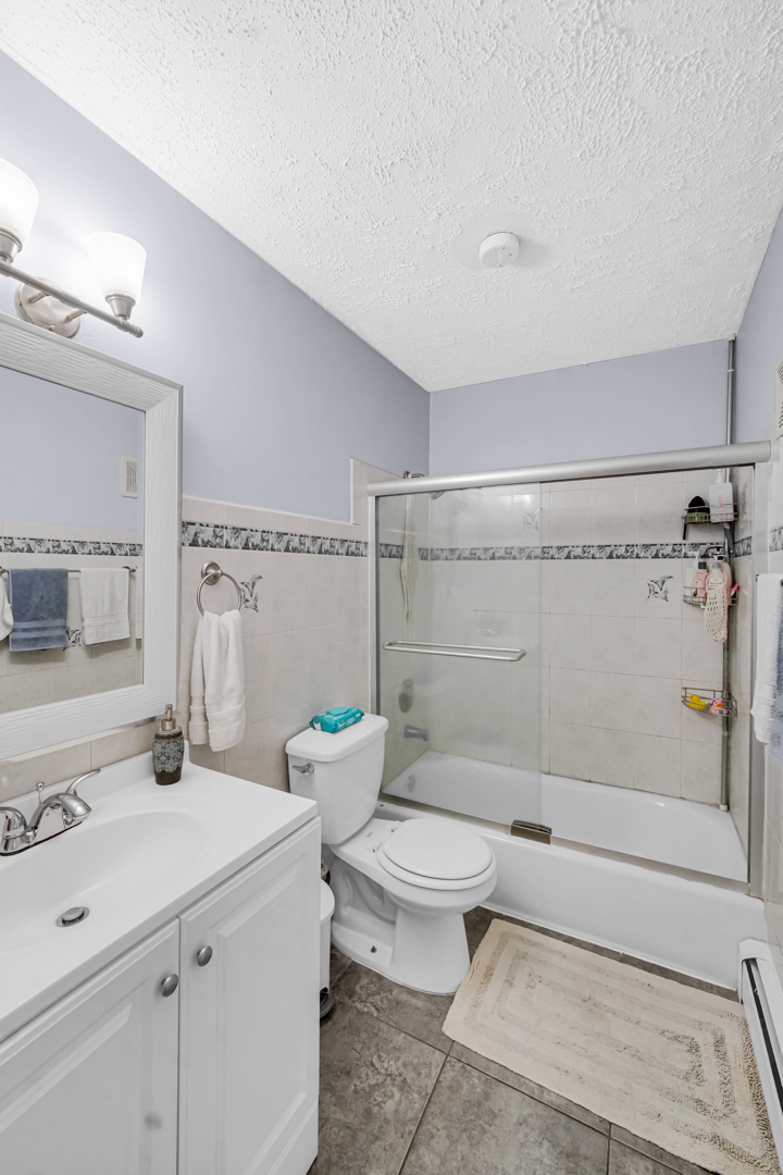 104 boardwalk Street 2E