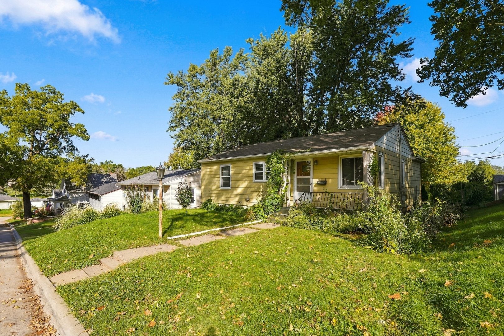 2530 Cody Street