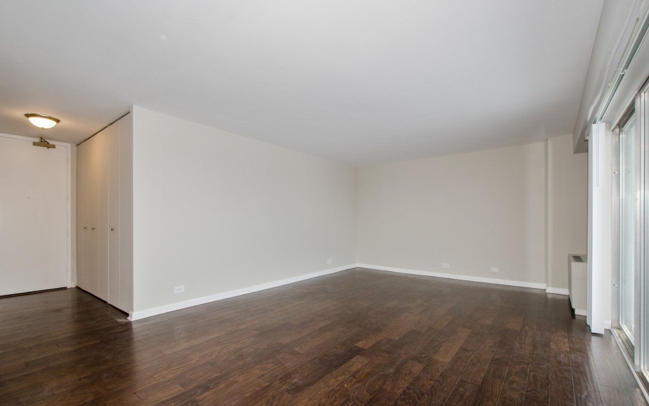 6833 N Kedzie Avenue 914