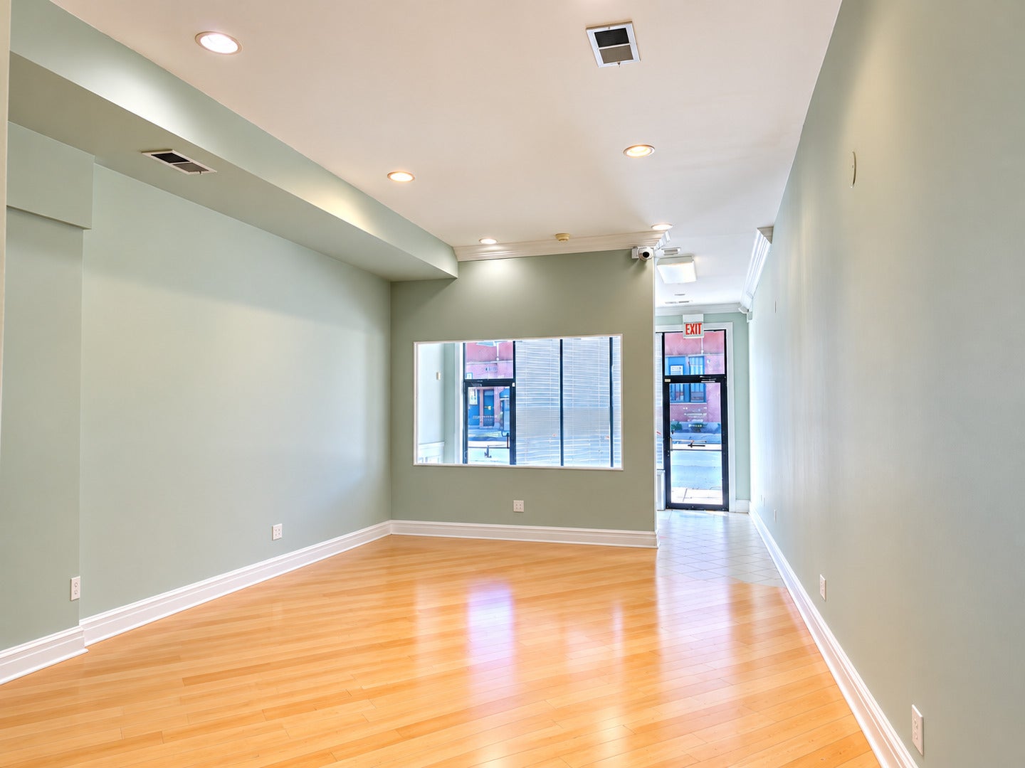 953 N Ashland Avenue 1