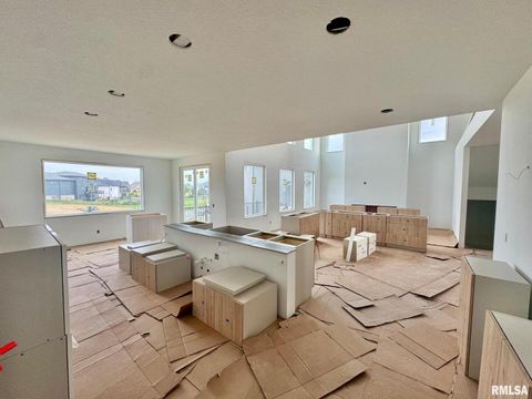 Tiny photo for 6589 BLACKBIRD Lane, Bettendorf, IA 52722 (MLS # QC4266395)