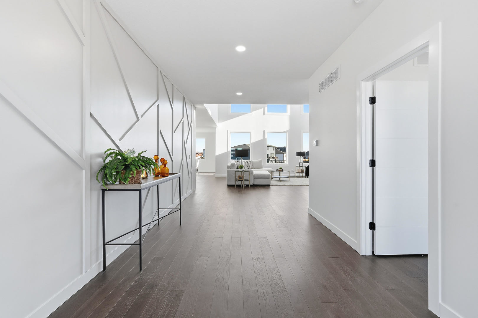 6589 Blackbird Lane