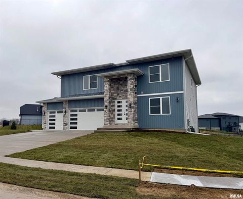 Photo of 6589 BLACKBIRD Lane, Bettendorf, IA 52722 (MLS # QC4266395)