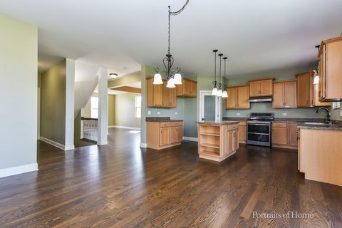 Tiny photo for 826 Phelps Lane, Shorewood, IL 60404 (MLS # 12623084)