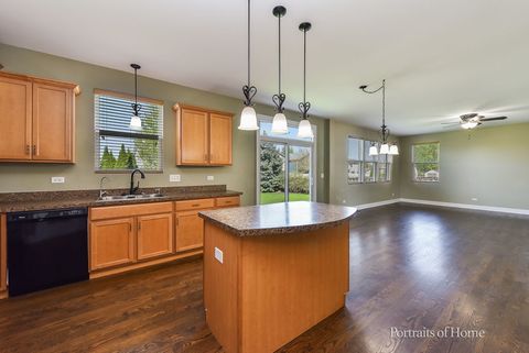 Tiny photo for 826 Phelps Lane, Shorewood, IL 60404 (MLS # 12623084)