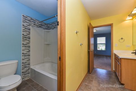 Tiny photo for 826 Phelps Lane, Shorewood, IL 60404 (MLS # 12623084)