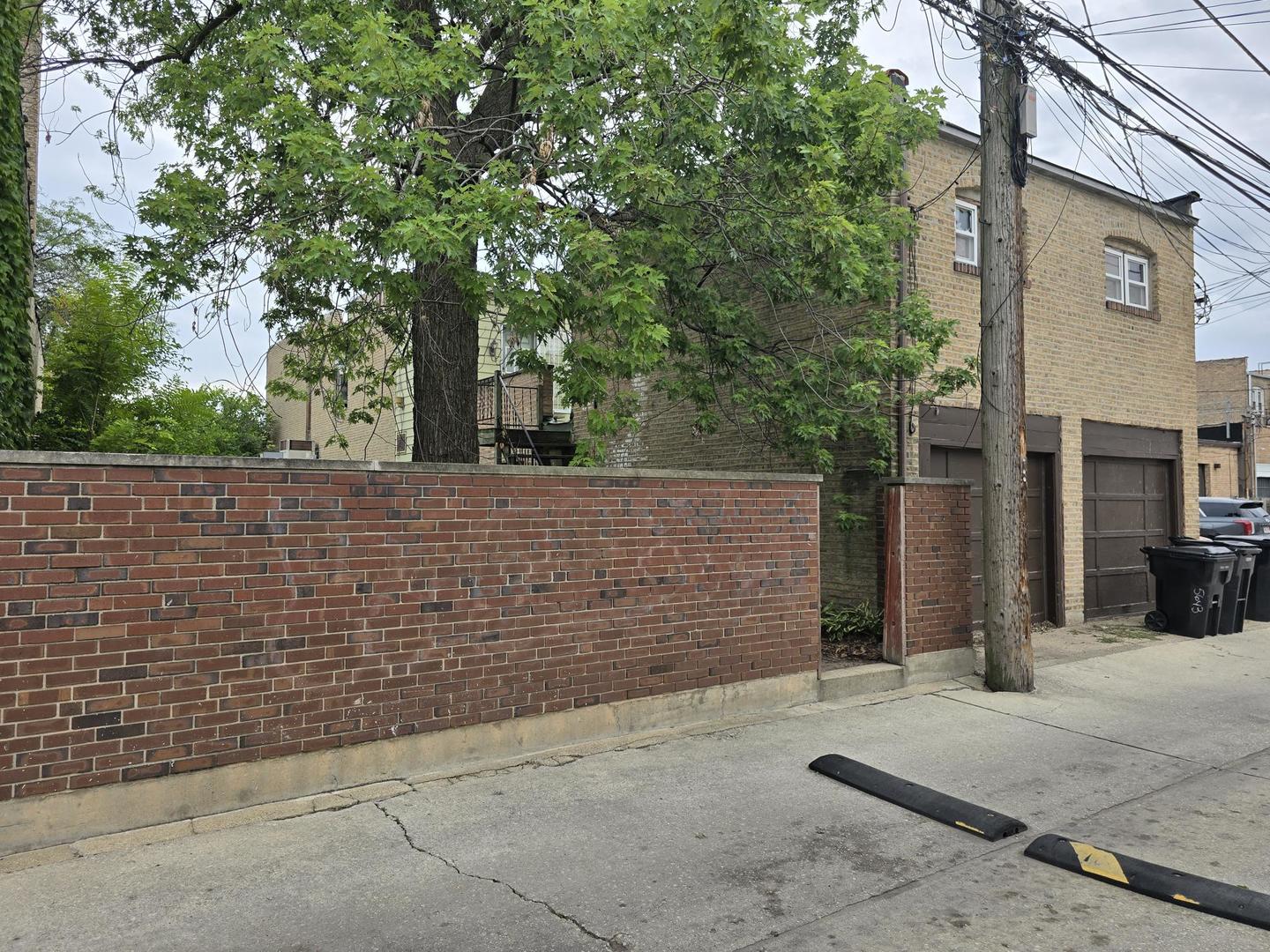 5640 N Western Avenue