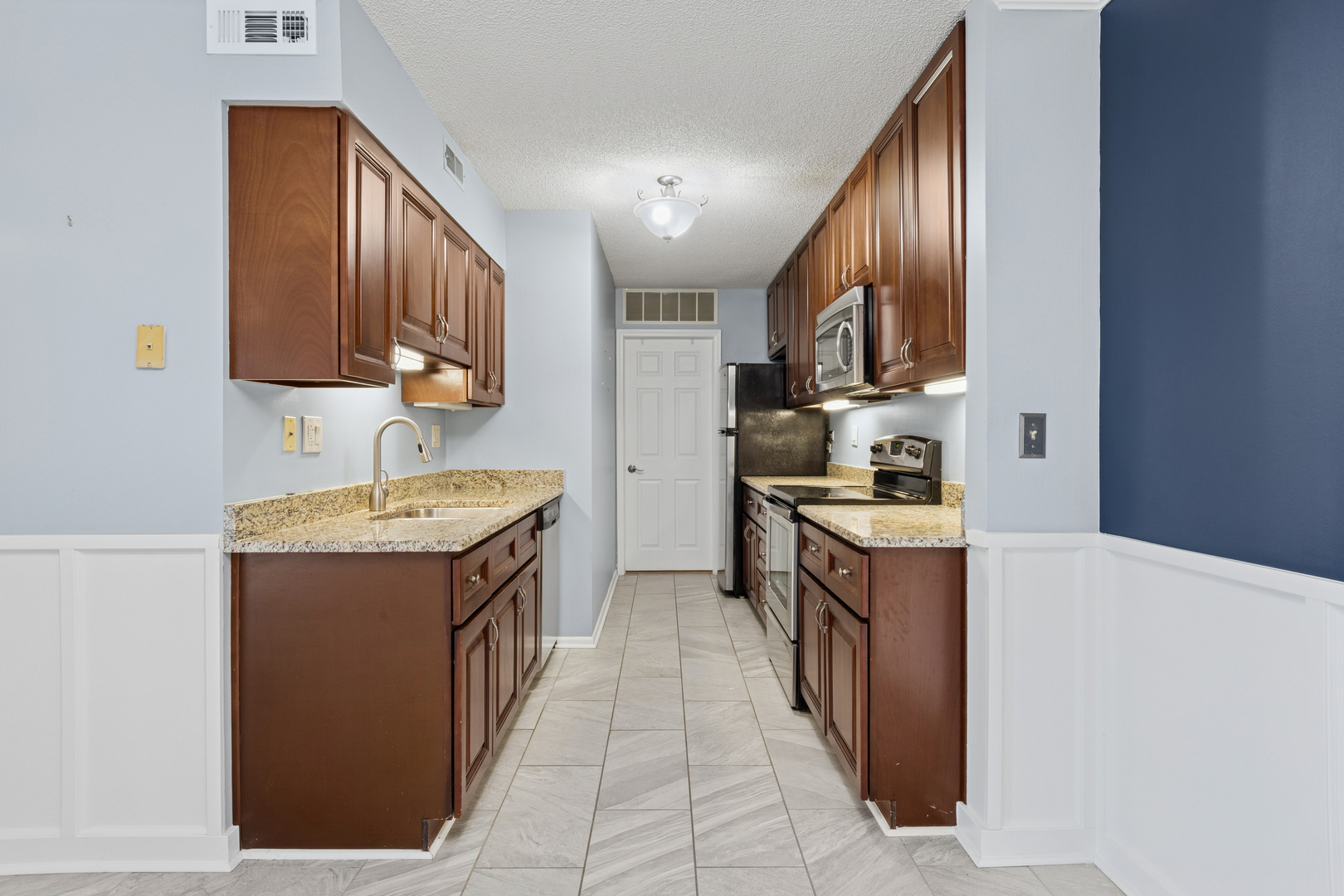 511 Aurora Avenue 509