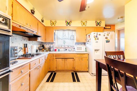 Tiny photo for 17044 Louis Avenue, South Holland, IL 60473 (MLS # 12537137)