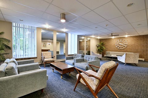 Tiny photo for 1321 S Finley Road #422, Lombard, IL 60148 (MLS # 12718939)