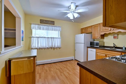 Tiny photo for 1321 S Finley Road #422, Lombard, IL 60148 (MLS # 12718939)