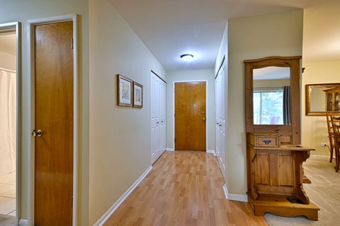 Tiny photo for 1321 S Finley Road #422, Lombard, IL 60148 (MLS # 12718939)