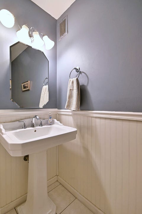 Tiny photo for 1321 S Finley Road #422, Lombard, IL 60148 (MLS # 12718939)
