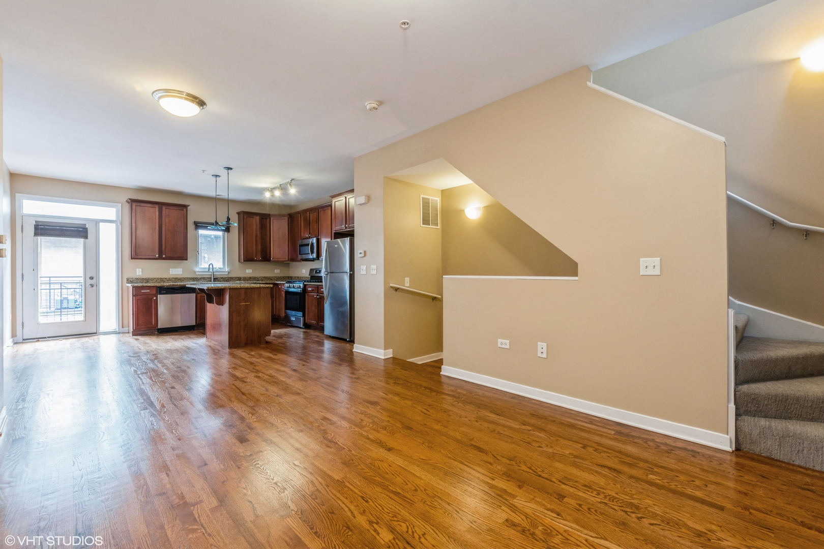 1240 W Monroe Street 7