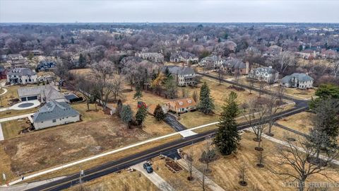 A home in Glen Ellyn