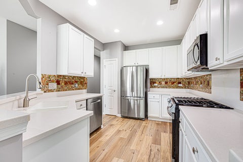 Tiny photo for 3364 Comstock Court, Mundelein, IL 60060 (MLS # 12725294)