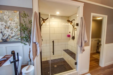 Tiny photo for 36 E Lexington Circle, Yorkville, IL 60560 (MLS # 12475797)