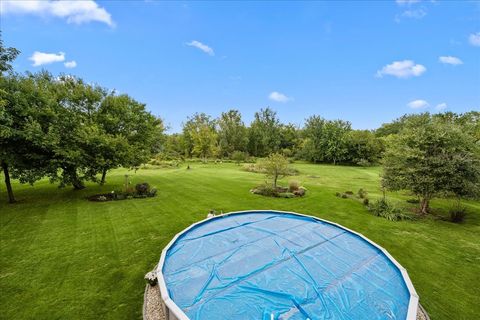 Tiny photo for 36 E Lexington Circle, Yorkville, IL 60560 (MLS # 12475797)