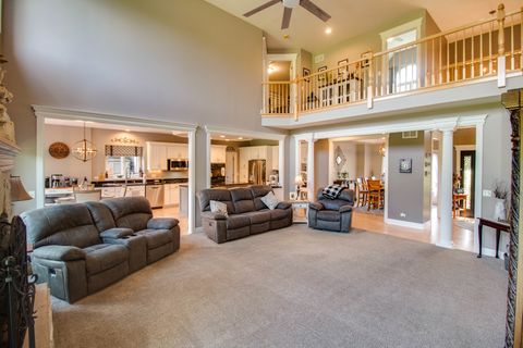 Tiny photo for 36 E Lexington Circle, Yorkville, IL 60560 (MLS # 12475797)