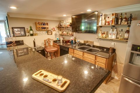 Tiny photo for 36 E Lexington Circle, Yorkville, IL 60560 (MLS # 12475797)