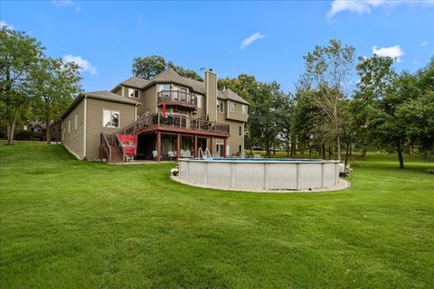 Tiny photo for 36 E Lexington Circle, Yorkville, IL 60560 (MLS # 12475797)