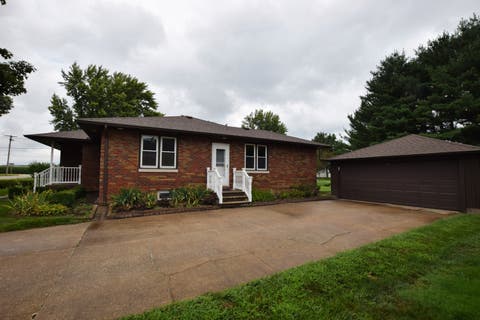 Tiny photo for 634 N Meadow Street, Geneseo, IL 61254 (MLS # 12726736)