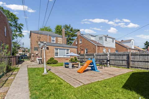 Tiny photo for 11035 S Avenue E Ave, Chicago, IL 60617 (MLS # 12659124)