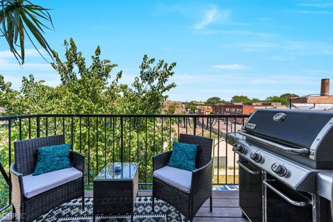 Tiny photo for 2934 W Montrose Avenue #303, Chicago, IL 60618 (MLS # 12631666)
