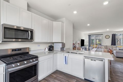Tiny photo for 1294 Catalina Court, Schaumburg, IL 60173 (MLS # 12448825)
