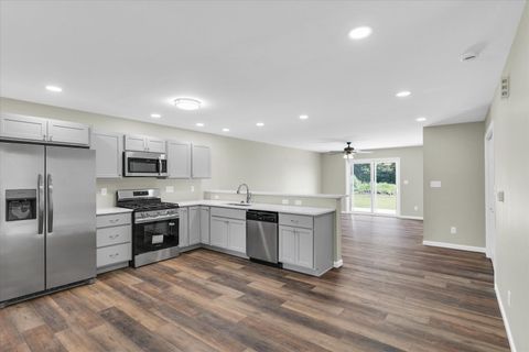 Tiny photo for 207 E Fairfield Street, Fisher, IL 61843 (MLS # 12377593)