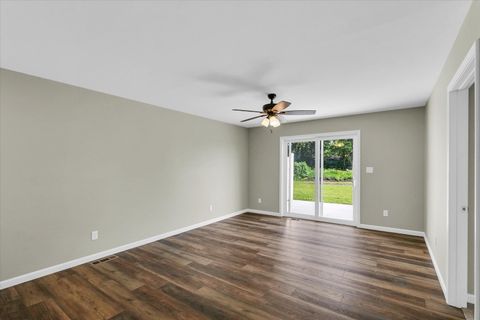 Tiny photo for 207 E Fairfield Street, Fisher, IL 61843 (MLS # 12377593)