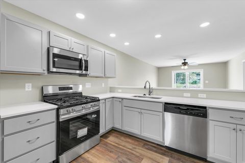 Tiny photo for 207 E Fairfield Street, Fisher, IL 61843 (MLS # 12377593)