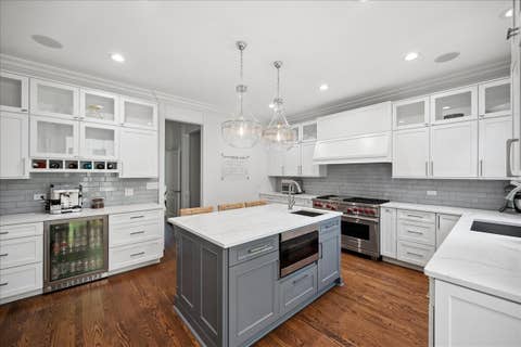 Tiny photo for 566 Willow Road, Winnetka, IL 60093 (MLS # 12712818)