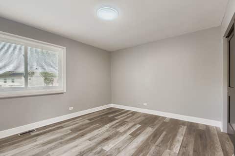 Tiny photo for 5611 Allemong Drive, Matteson, IL 60443 (MLS # 12701229)