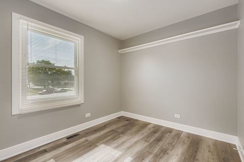 Tiny photo for 5611 Allemong Drive, Matteson, IL 60443 (MLS # 12701229)