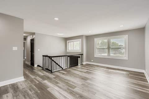 Tiny photo for 5611 Allemong Drive, Matteson, IL 60443 (MLS # 12701229)