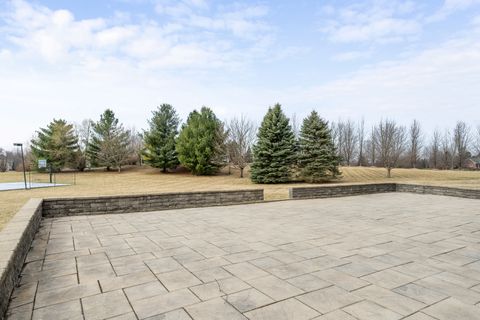 Tiny photo for 809 Magnuson Court, Barrington, IL 60010 (MLS # 12482606)