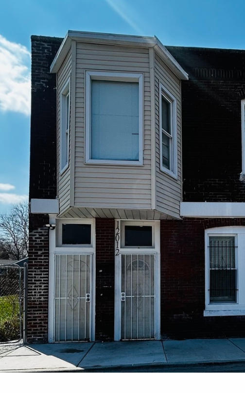 12012 S Emerald Avenue