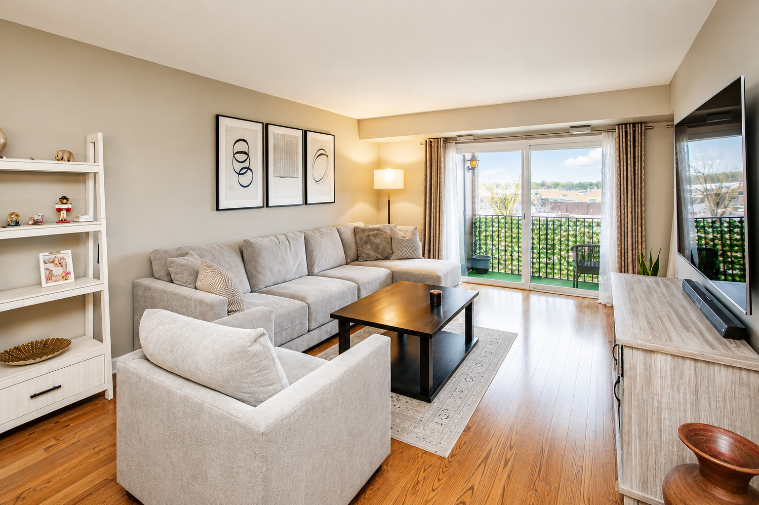 1101 S Hunt Club Drive 403