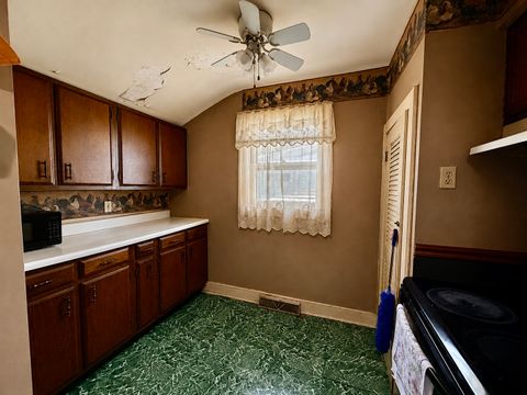 Tiny photo for 1607 Ferry Street, Metropolis, IL 62960 (MLS # 12676566)