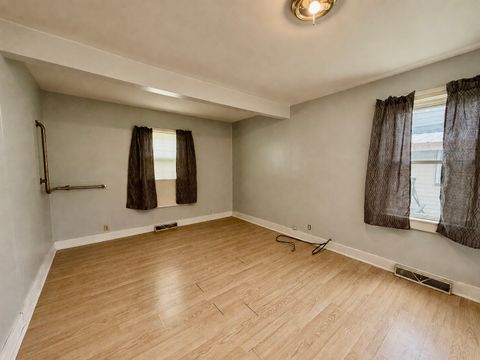 Tiny photo for 1607 Ferry Street, Metropolis, IL 62960 (MLS # 12676566)