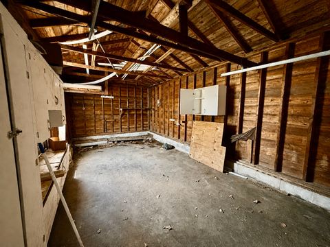 Tiny photo for 1607 Ferry Street, Metropolis, IL 62960 (MLS # 12676566)