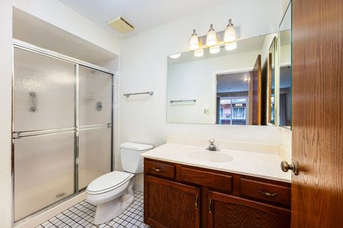 Tiny photo for 127 Acacia Circle #304, Indian Head Park, IL 60525 (MLS # 12507523)