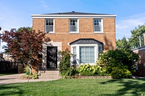 Photo of 7314 N ODELL Avenue, Chicago, IL 60631 (MLS # 12490081)